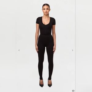 🌼🌻Naked Wardrobe Ribbed Leggings Size M